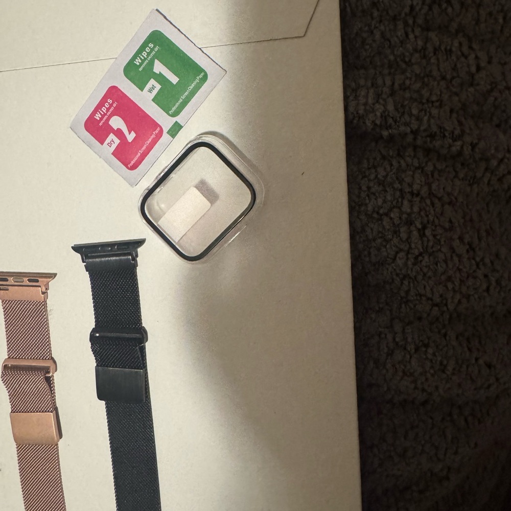 Assorted Apple Watch Bands - Picture 3 of 3